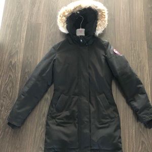 *SOLD*Canada Goose Victoria size XS